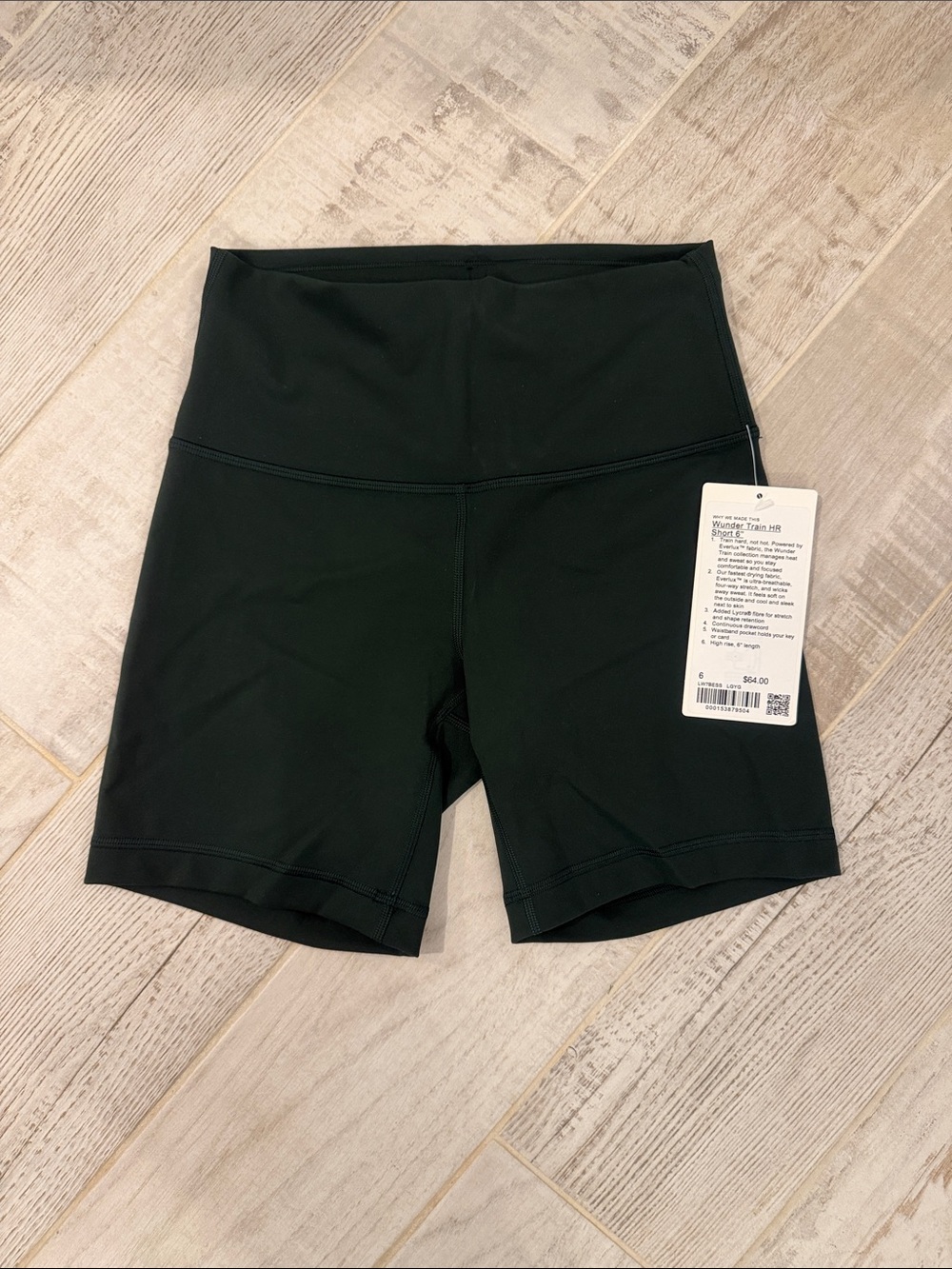 Lululemon Wunder Train HR Shorts 6” in Legacy Green